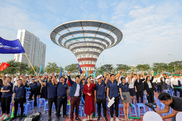 Hàng nghìn người tham dự Lễ ra quân dự án Khu đô thị Dương Nội - Ảnh 1.