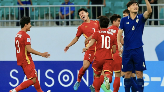 Hậu vệ Phan Tuấn Tài nhận giải Vua kiến tạo ở giải U23 châu Á