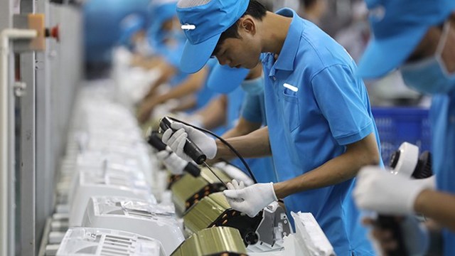Hiệp hội các doanh nghiệp Khu công nghiệp TP HCM kiến nghị cho F1 là công nhân được đi làm