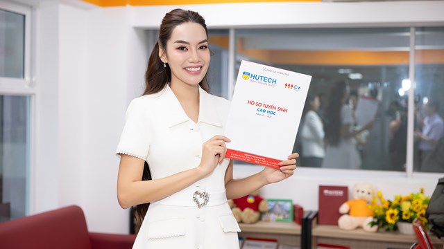Hoa hậu Lê Hoàng Phương nhận học bổng thạc sĩ trước thềm 'chinh chiến' quốc tế