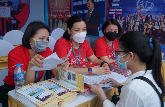 hoc-ph237-dai-hoc-tang-vot-can-39lieu-com-gap-mam39_1.jpg hoc-ph237-dai-hoc-tang-vot-can-39lieu-com-gap-mam39_1.jpg
