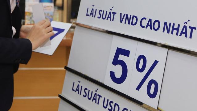 Ngân hàng Sacombank vừa tăng lãi suất huy động, với mức tăng cao nhất lên đến 0,7%/năm kể từ hôm nay. (Ảnh minh họa)