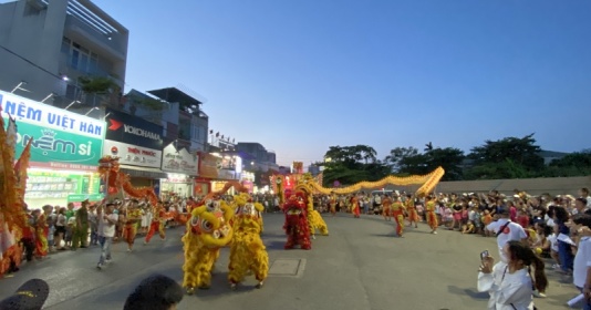 Huế tổ chức lễ hội quảng diễn Lân Sư Rồng và rước đèn Trung thu