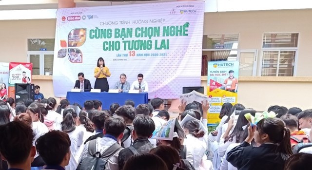 huong-nghiep-cho-hoc-sinh-gi225o-vi234n-can-tu-van-c243-tr225ch-nhiem_1.jpg huong-nghiep-cho-hoc-sinh-gi225o-vi234n-can-tu-van-c243-tr225ch-nhiem_1.jpg