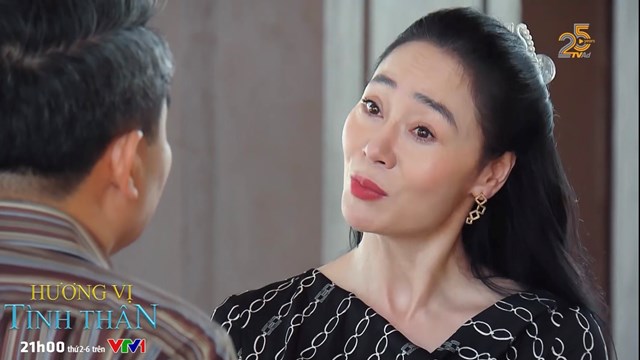 Hương vị tình thân tập 101: Bà Xuân ghen 'lồng lộn' với đối tác của chồng