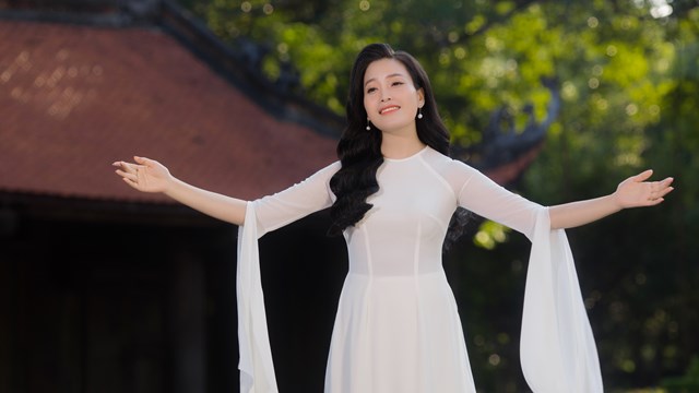 Huyền Trang Sao Mai kết hợp Lê Xuân Bắc ra mắt 4 MV 'Về miền ký ức' 
