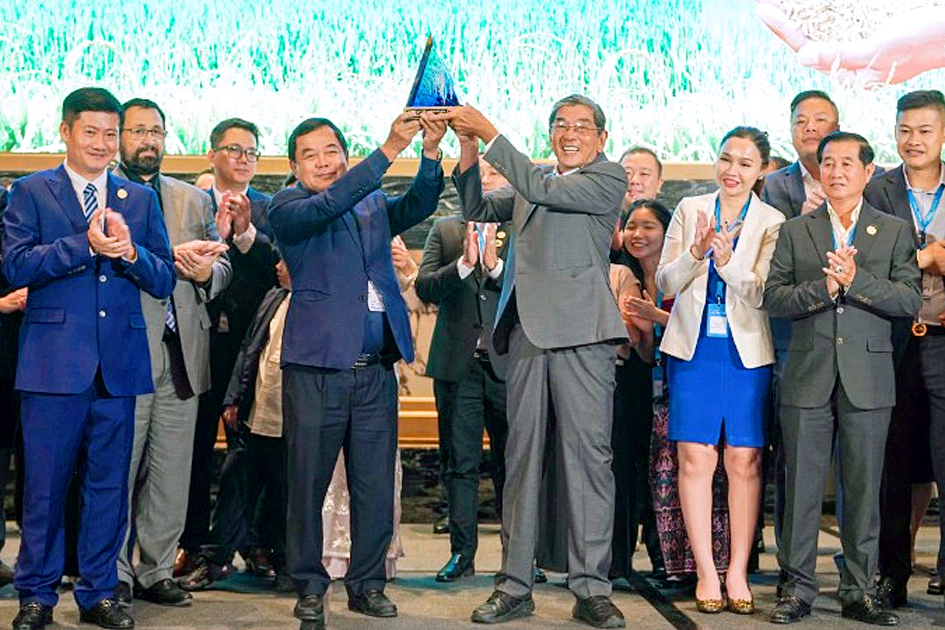 Gạo Ông Cua ST25 lần thứ 3 được vinh danh “Gạo ngon nhất thế giới”