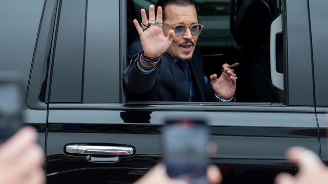 Johnny Depp: Sẵn sàng thú nhận từng nghiện ngập chỉ để thoát tiếng 'đánh vợ'