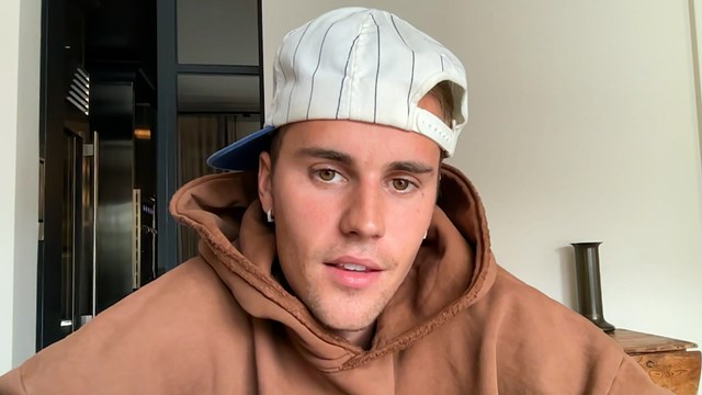 Justin Bieber bị liệt nửa mặt do nhiễm virus hiếm