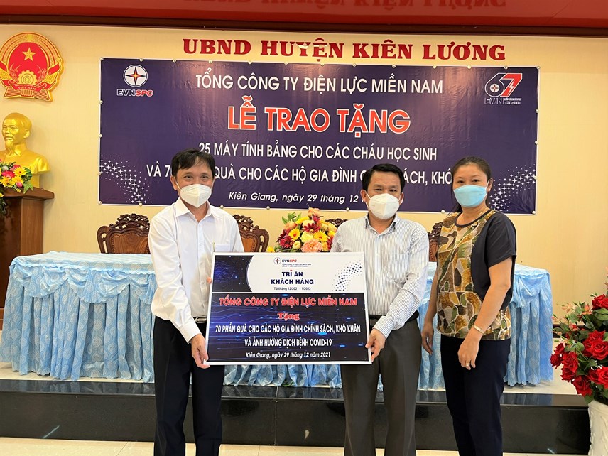 k233o-duong-d226y-220kv-vuot-bien-dau-ti234n-tr234n-6470km-noi-lien-ki234n-b236nh-voi-ph250-quoc_6.jpg k233o-duong-d226y-220kv-vuot-bien-dau-ti234n-tr234n-6470km-noi-lien-ki234n-b236nh-voi-ph250-quoc_6.jpg