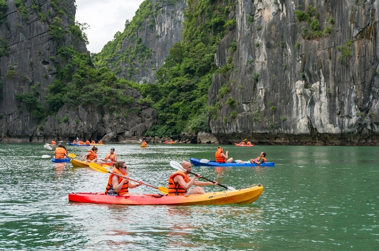 “Kết bè vượt bão” giúp doanh nghiệp du lịch trụ vững trong đại dịch Covid-19