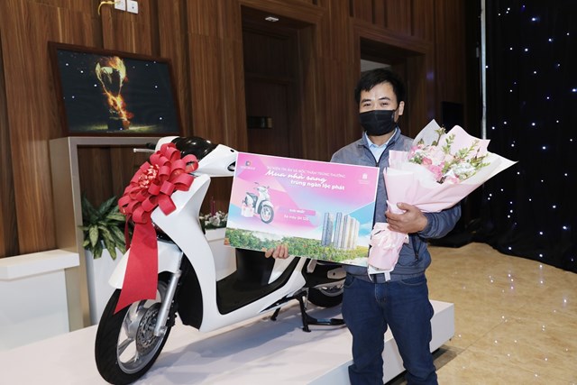 kh225ch-h224ng-du-225n-imperia-smart-city-tr250ng-can-ho-hon-12-ty-dong_3.jpg kh225ch-h224ng-du-225n-imperia-smart-city-tr250ng-can-ho-hon-12-ty-dong_3.jpg