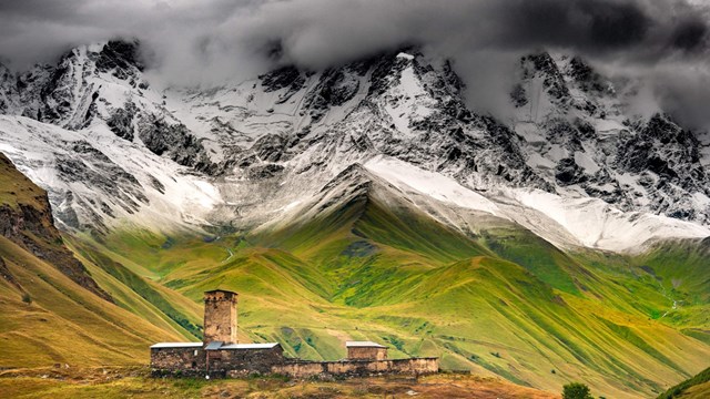 Khám phá Svaneti - cửa ngõ huyền bí vùng cao nguyên Georgia cổ đại