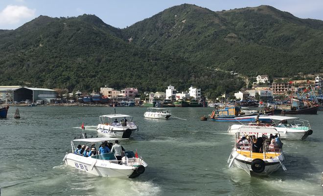 Khách mùa Tết giảm mạnh, Khánh Hòa đặt mục tiêu đón 5 triệu lượt khách năm 2021 - ảnh 1