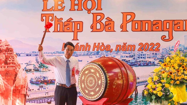 Khai mạc Lễ hội Tháp Bà Ponagar năm 2022 