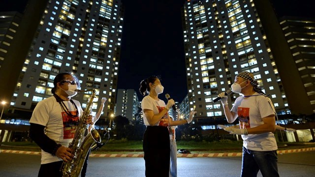 Khi nghệ thuật tham gia chống dịch