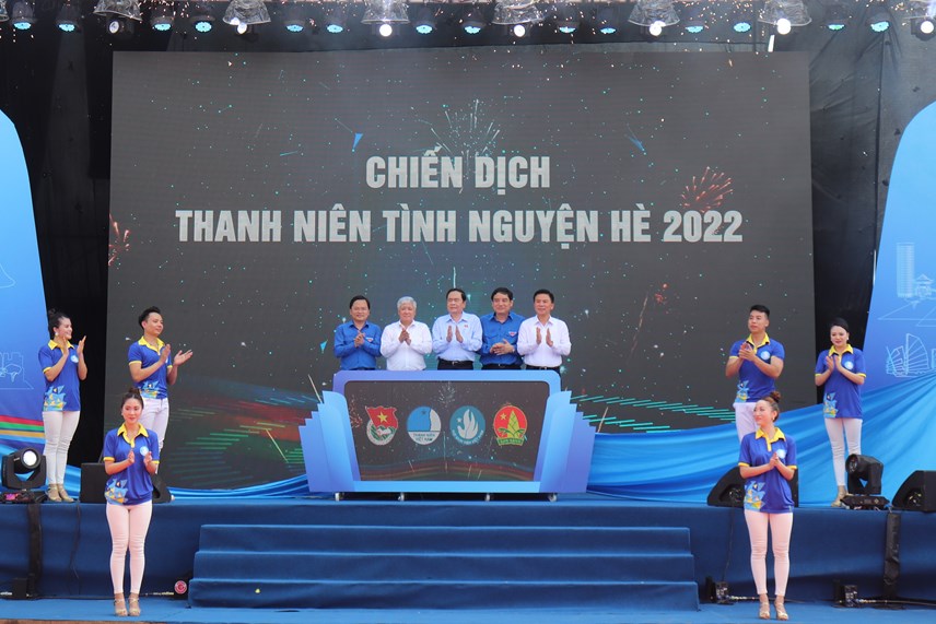 khoi-dong-chien-dich-thanh-ni234n-t236nh-nguyen-h232-2022_10.jpg khoi-dong-chien-dich-thanh-ni234n-t236nh-nguyen-h232-2022_10.jpg