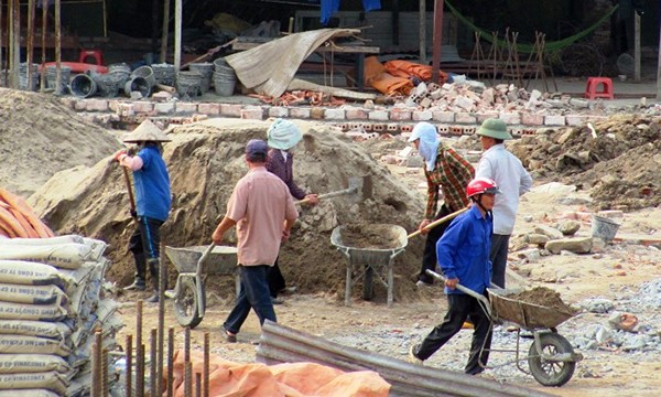 Khu vực lao động phi chính thức: Khó tiếp cận các gói hỗ trợ