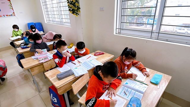 Kiểm tra trực tuyến: Giải pháp từ các trường