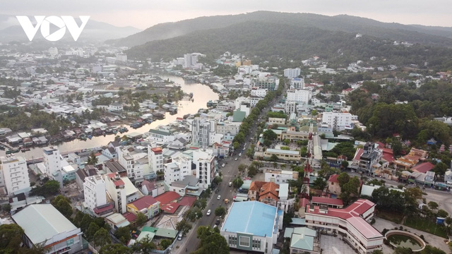 Kiên Giang công bố điều chỉnh Quy hoạch chung xây dựng Phú Quốc đến năm 2030 - Ảnh 1. Kiên Giang công bố điều chỉnh Quy hoạch chung xây dựng Phú Quốc đến năm 2030 - Ảnh 1.