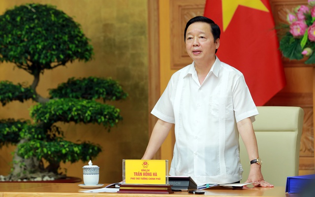 Phó Thủ tướng Trần Hồng Hà: Chuyển đổi cơ bản sang nền kinh tế xanh sẽ giải quyết triệt để vấn đề môi trường - Ảnh: VGP/Minh Khôi Phó Thủ tướng Trần Hồng Hà: Chuyển đổi cơ bản sang nền kinh tế xanh sẽ giải quyết triệt để vấn đề môi trường - Ảnh: VGP/Minh Khôi