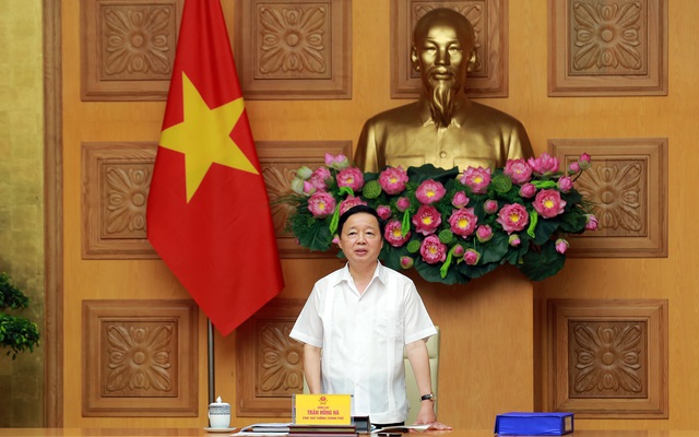 Phó Thủ tướng Trần Hồng Hà nêu rõ: Quy hoạch BVMT cần thể hiện tư duy tiên phong, dẫn dắt phát triển xanh, tạo ra những giá trị mới, nâng cao năng lực cạnh tranh của nền kinh tế - Ảnh: VGP/Minh Khôi Phó Thủ tướng Trần Hồng Hà nêu rõ: Quy hoạch BVMT cần thể hiện tư duy tiên phong, dẫn dắt phát triển xanh, tạo ra những giá trị mới, nâng cao năng lực cạnh tranh của nền kinh tế - Ảnh: VGP/Minh Khôi