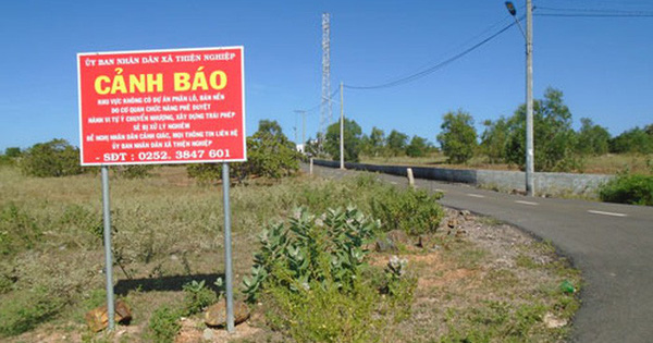 Kon Tum đặt biển cảnh báo người dân về … “sốt đất”