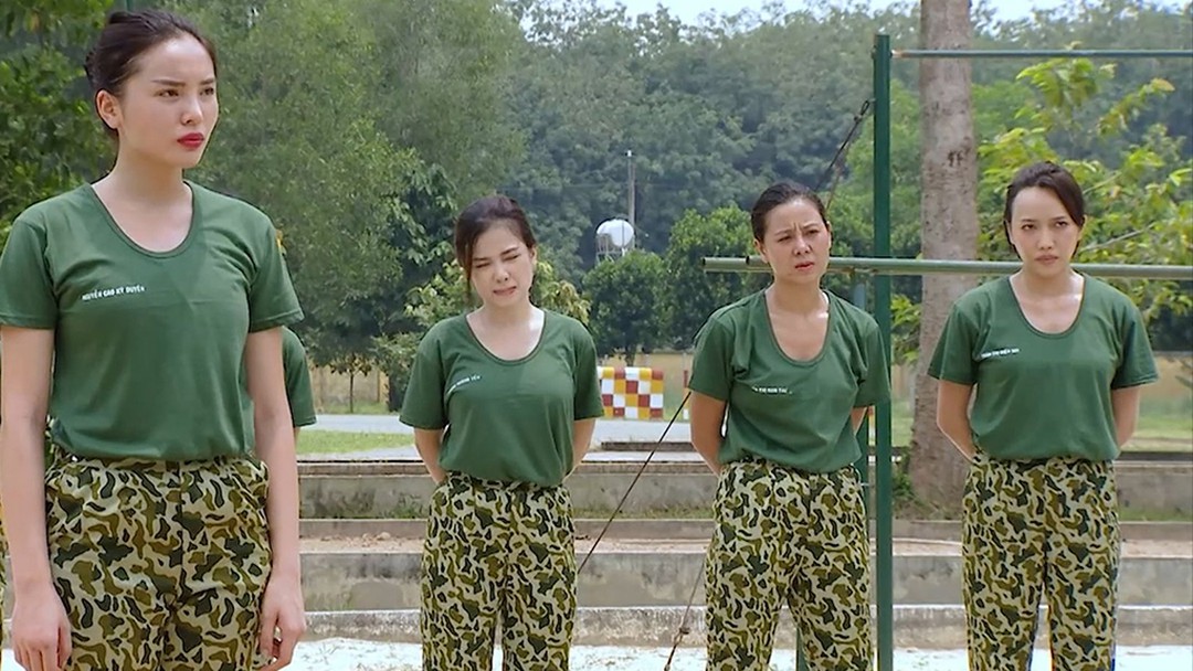 Kỳ Duyên vượt qua 'sự cố chưa từng gặp', Diệu Nhi khiến đồng đội cười 'té ghế'