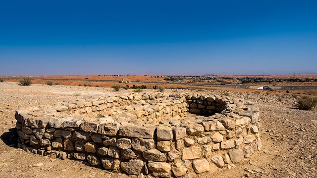 Kỳ quan cổ đại được tìm thấy ở sa mạc Ả Rập