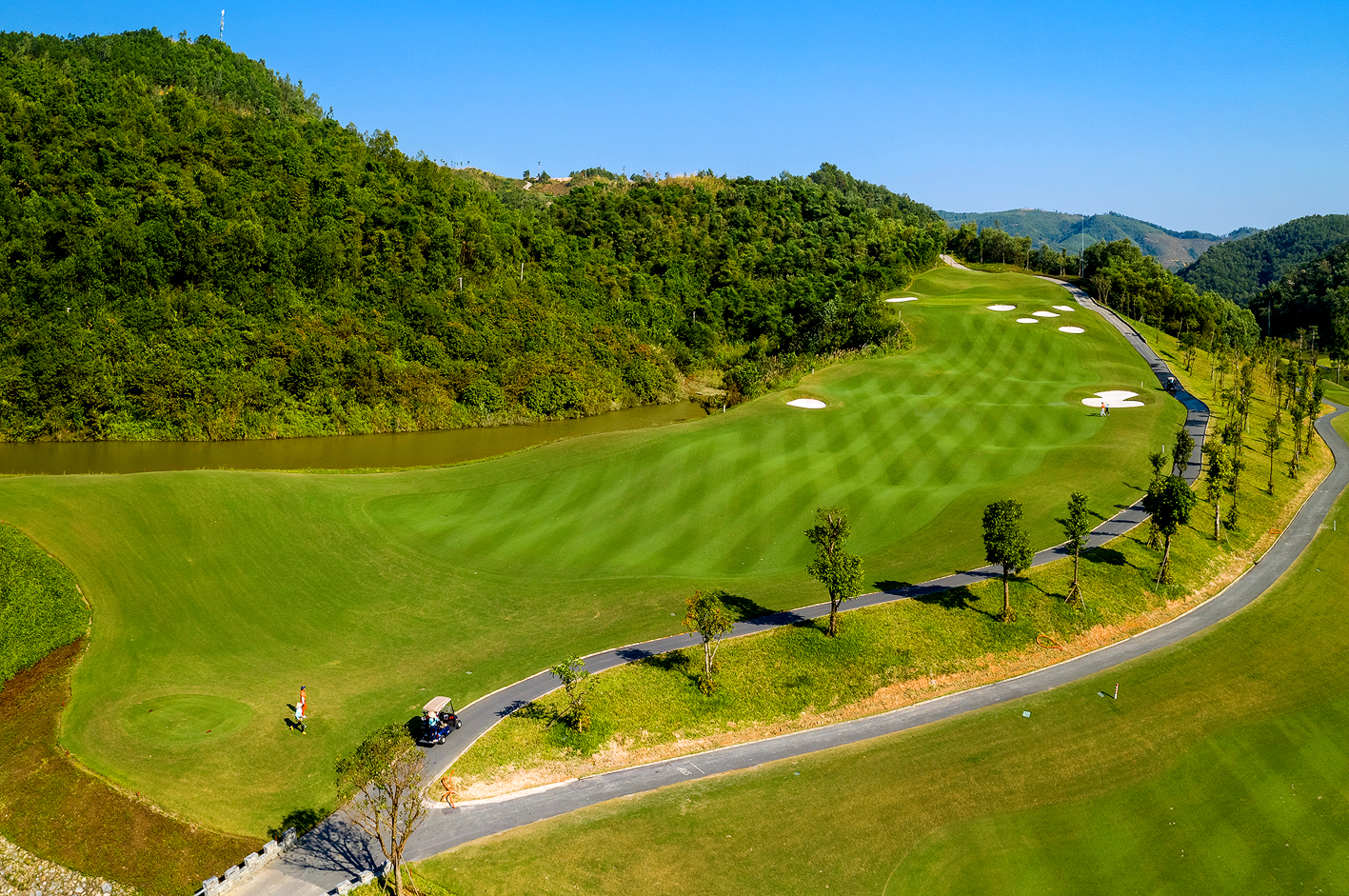 Geleximco Hilltop Valley Golf Club và thiết kế duy trì hiện trạng tự nhiên