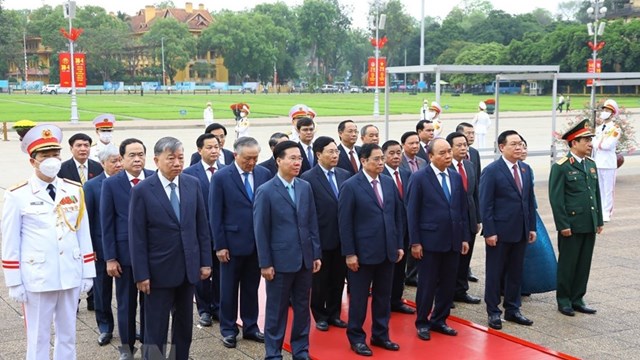 Lãnh đạo Đảng, Nhà nước, MTTQ Việt Nam viếng Chủ tịch Hồ Chí Minh 