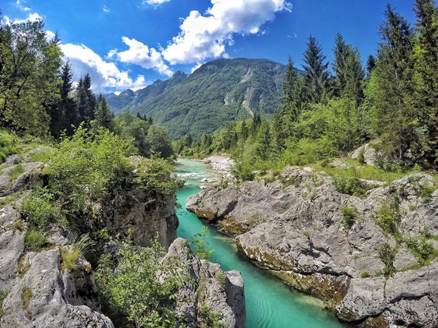 lac-trong-julian-alps-d227y-n250i-co-t237ch-o-v249ng-dat-slovenia_5.jpg