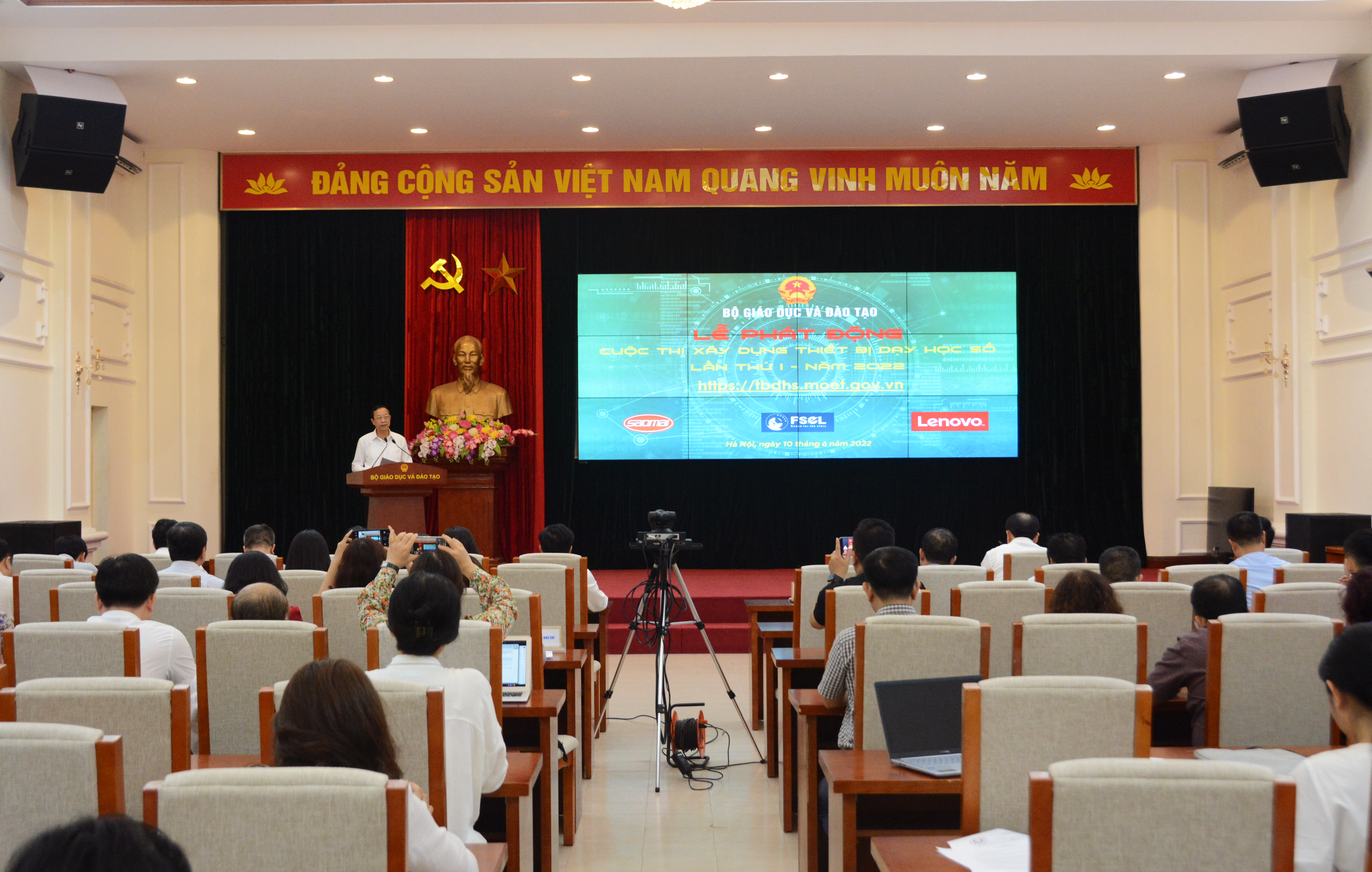 lan-dau-ti234n-ph225t-dong-cuoc-thi-x226y-dung-thiet-bi-day-hoc-so_2.jpg lan-dau-ti234n-ph225t-dong-cuoc-thi-x226y-dung-thiet-bi-day-hoc-so_2.jpg