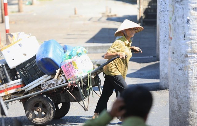lao-dong-tu-do-ho-l224-ai_1.jpg lao-dong-tu-do-ho-l224-ai_1.jpg