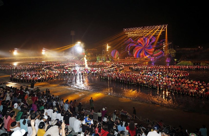 le-d243n-nhan-bang-cua-unesco-ghi-danh-39nghe-thuat-xo232-th225i39_7.jpg