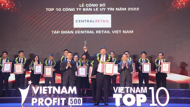 Lễ vinh danh quán quân Top 10 Công ty uy tín ngành bán lẻ năm 2022