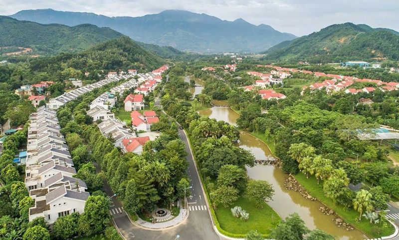 Xuân Cầu được biết đến là chủ đầu tư nhiều dự án như Khu đô thị Xanh Villas (Thạch Thất, Hà Nội)