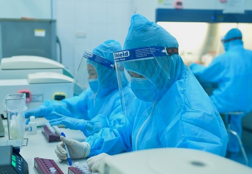 Liên tiếp xuất hiện các chùm lây nhiễm phức tạp, Nam Định cấp bách ứng phó