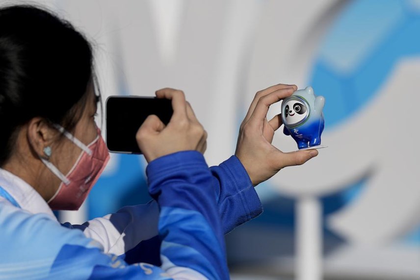 linh-vat-olympic-2022-thoi-nam-ch226m-bang-b244ng-s225ng-tao-de-thuong-v224-day-suc-h250t_2.jpeg linh-vat-olympic-2022-thoi-nam-ch226m-bang-b244ng-s225ng-tao-de-thuong-v224-day-suc-h250t_2.jpeg