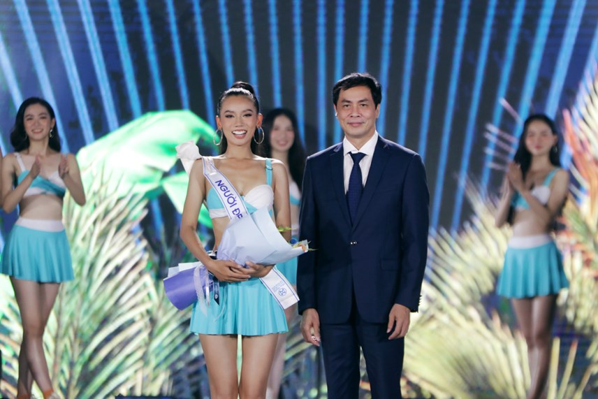 lo-dien-2-guong-mat-tien-thang-v224o-top-20-miss-world-vietnam-2022_3.jpg