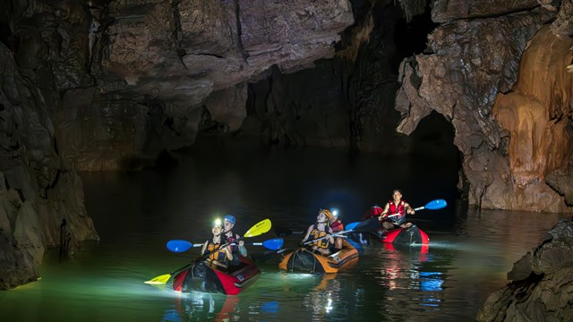 Lộ diện 425 hang động ở Phong Nha - Kẻ Bàng
