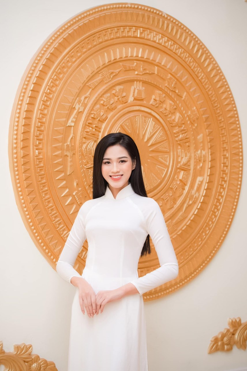 lo-dien-trang-phuc-tr236nh-dien-dance-of-the-world-cua-do-thi-h224-tai-miss-world-2021_3.jpg lo-dien-trang-phuc-tr236nh-dien-dance-of-the-world-cua-do-thi-h224-tai-miss-world-2021_3.jpg
