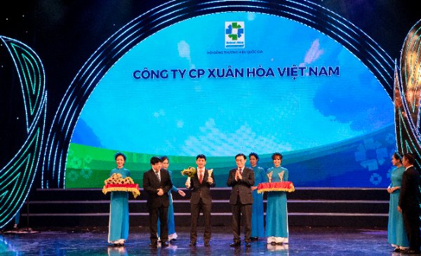 Lời giải cho bài toán Thương hiệu quốc gia - Ảnh 1. Lời giải cho bài toán Thương hiệu quốc gia - Ảnh 1.