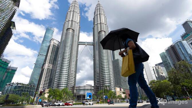 Malaysia cấm đi lại giữa các quận nội đô từ 10/5