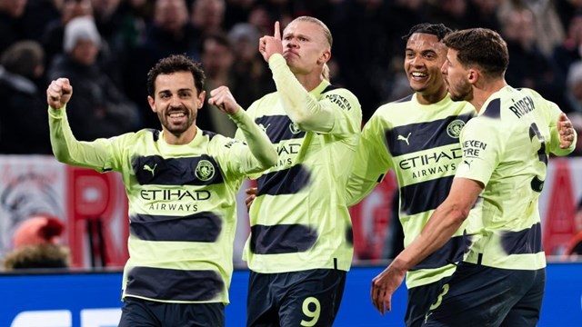 Man City giành vé vào bán kết Champions League