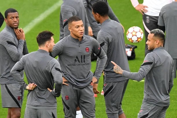 mbappe-g225nh-team-l250c-kh244ng-messi-neymar-psg-l224m-g236-de-giu-ch226n_3.jpg