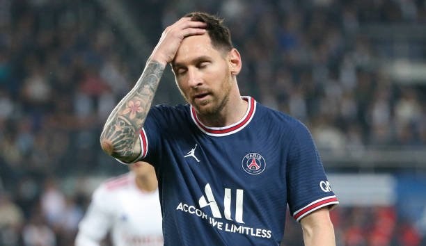 Messi ‘gặp hạn’ tại PSG: Dính chấn thương còn bị chê lười biếng