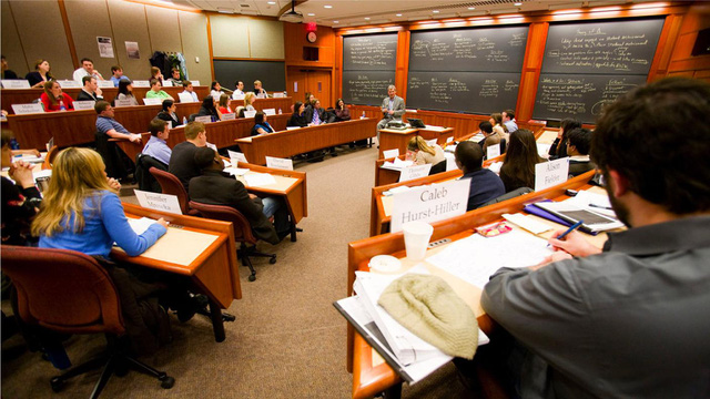 Minh Beta: Tôi muốn mang tinh hoa quản trị từ Harvard tới Việt Nam - Ảnh 2. Minh Beta: Tôi muốn mang tinh hoa quản trị từ Harvard tới Việt Nam - Ảnh 2.