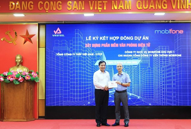 mobifone-chung-tay-day-manh-chuyen-doi-so-c249ng-vnsteel_3.jpg mobifone-chung-tay-day-manh-chuyen-doi-so-c249ng-vnsteel_3.jpg