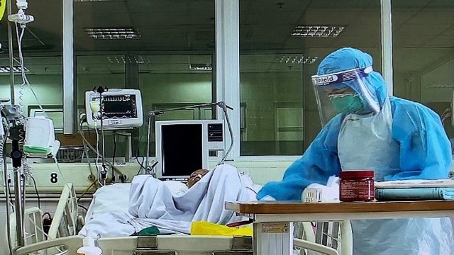 Một cán bộ y tế Lào Cai tử vong khi đang hỗ trợ Đồng Nai chống dịch